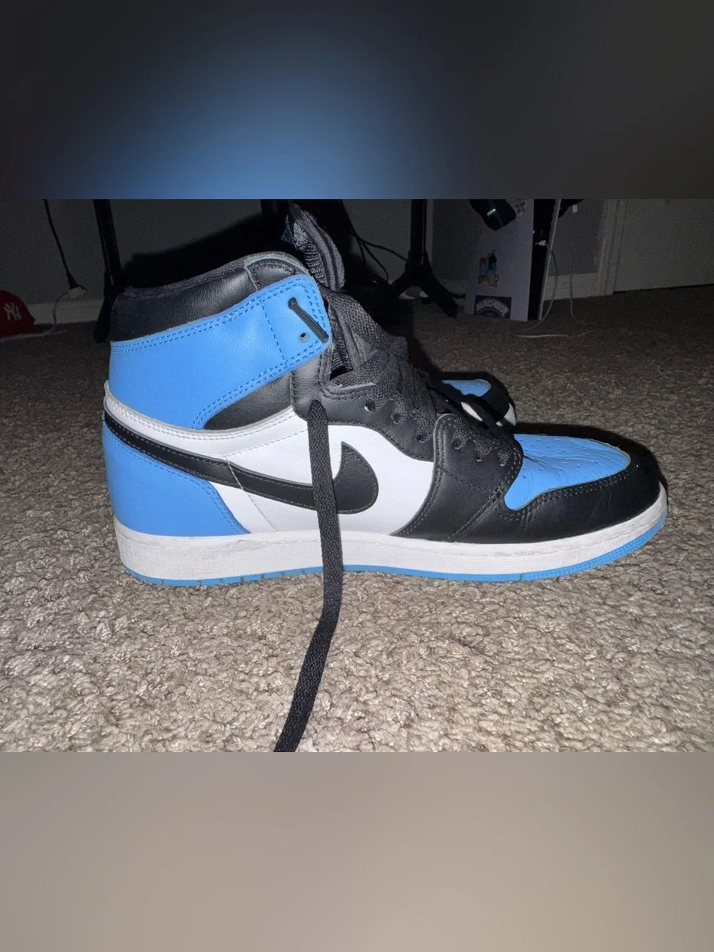 Jordan 1 High UNC